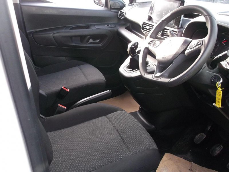 VAUXHALL COMBO