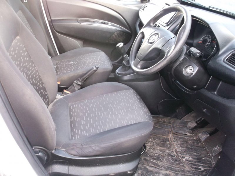 VAUXHALL COMBO
