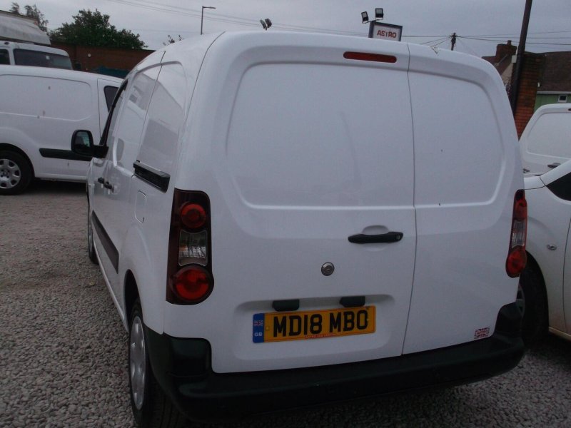 PEUGEOT PARTNER